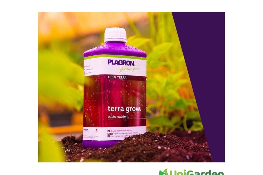 Fles Plagron Terra Grow – vloeibare groeivoeding voor sterke en gezonde planten in de vegetatieve fase.