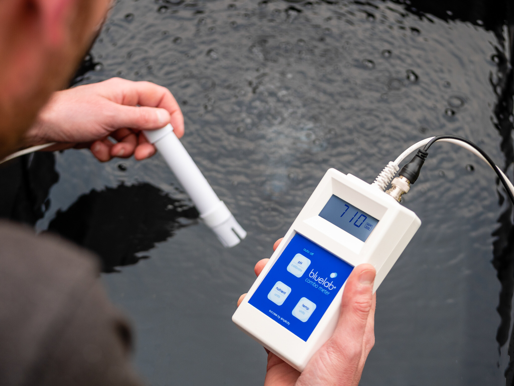 Bluelab combo meter